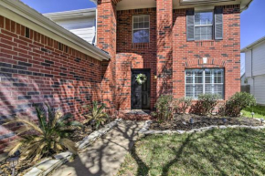 Luxe Home 30 Miles to Houston with Pool and Grill